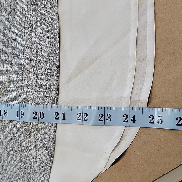 Banana Republic Factory Size PXS Gray and White Layered-Look Sleeveless Top. NEW - Picture 6 of 10